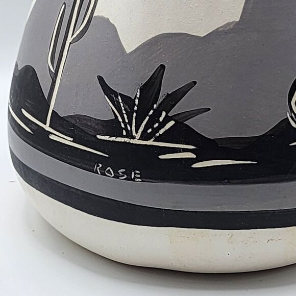 Signed Rose Hand Painted Native American Pottery Vase Southwestern Cactus Scene - Picture 2 of 7